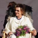 Dronning Sonja i Sande. Foto: Liv Anette Luane, Det kongelege hoffet